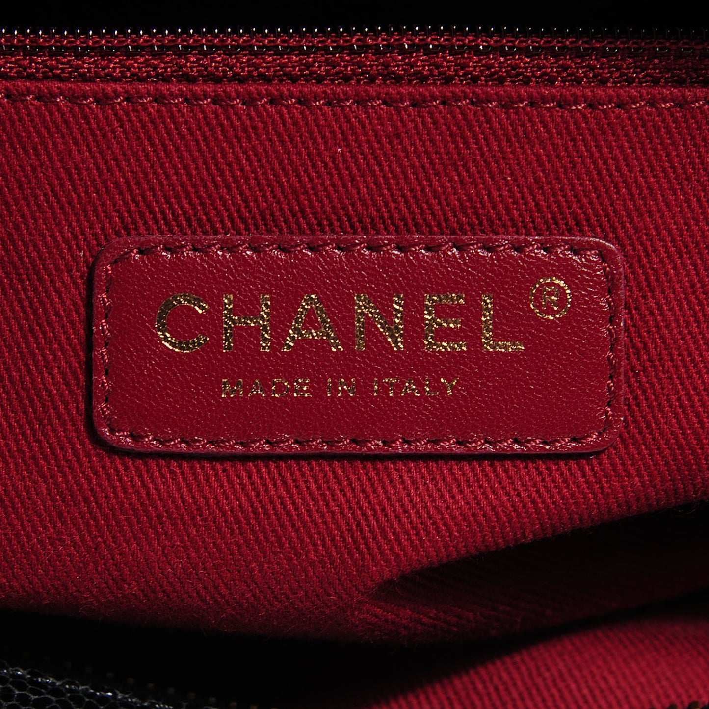 Crumpled Grained Calfskin Quilted Large Shiva Flap Black