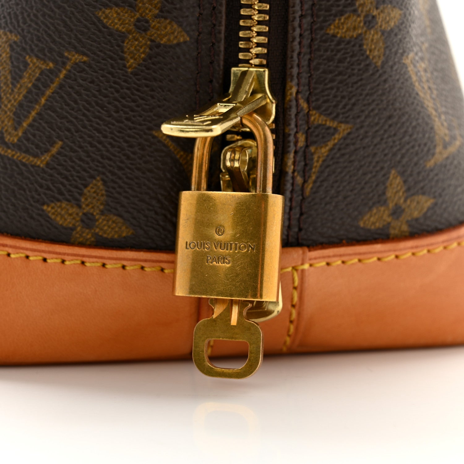 Louis Vuitton Monogram Alma PM 11 of 11