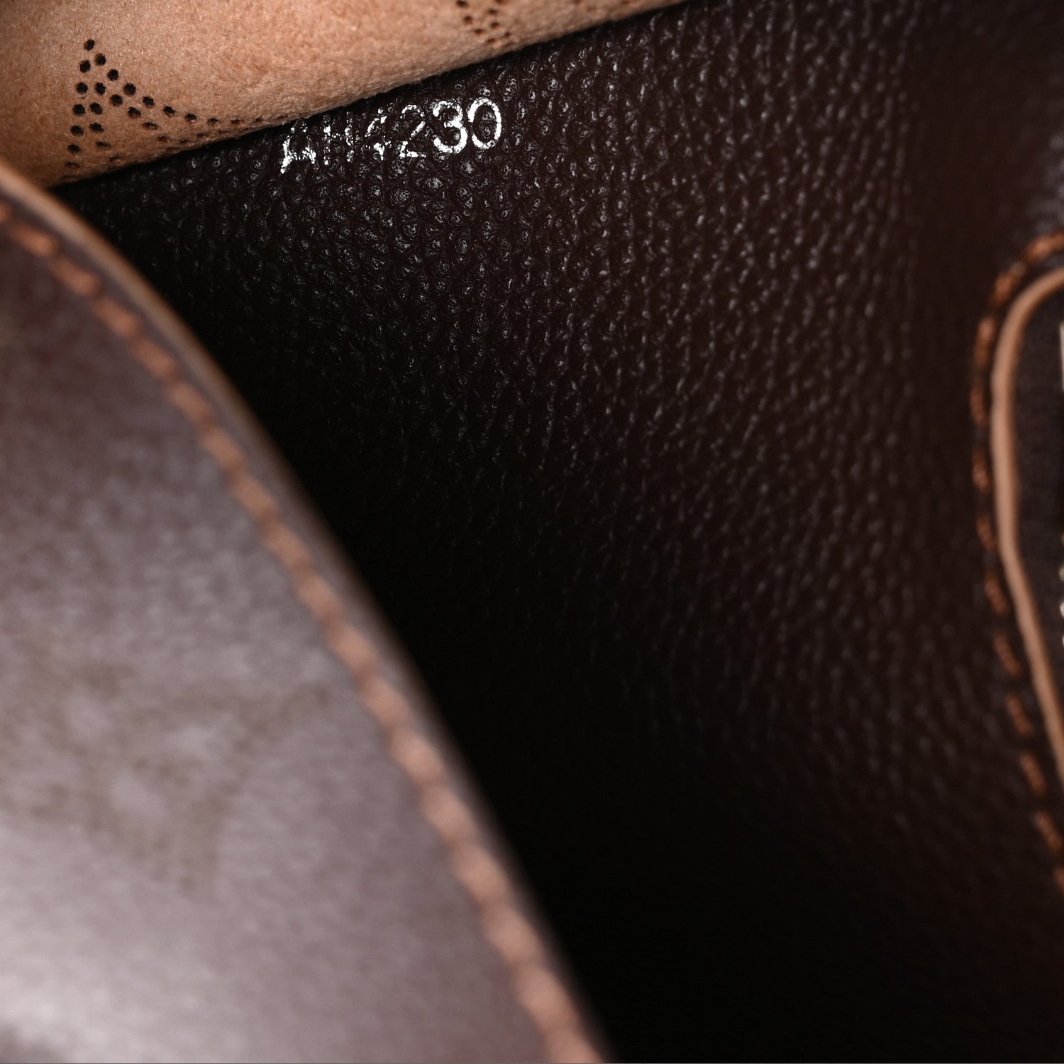 Louis Vuitton Mahina Muria Chocolate 6 of 9