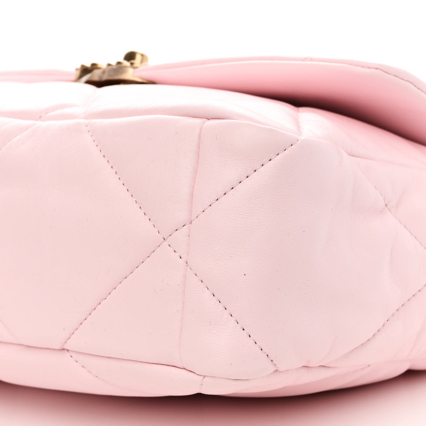 Lambskin Quilted Large Chanel 19 Flap Light Pink