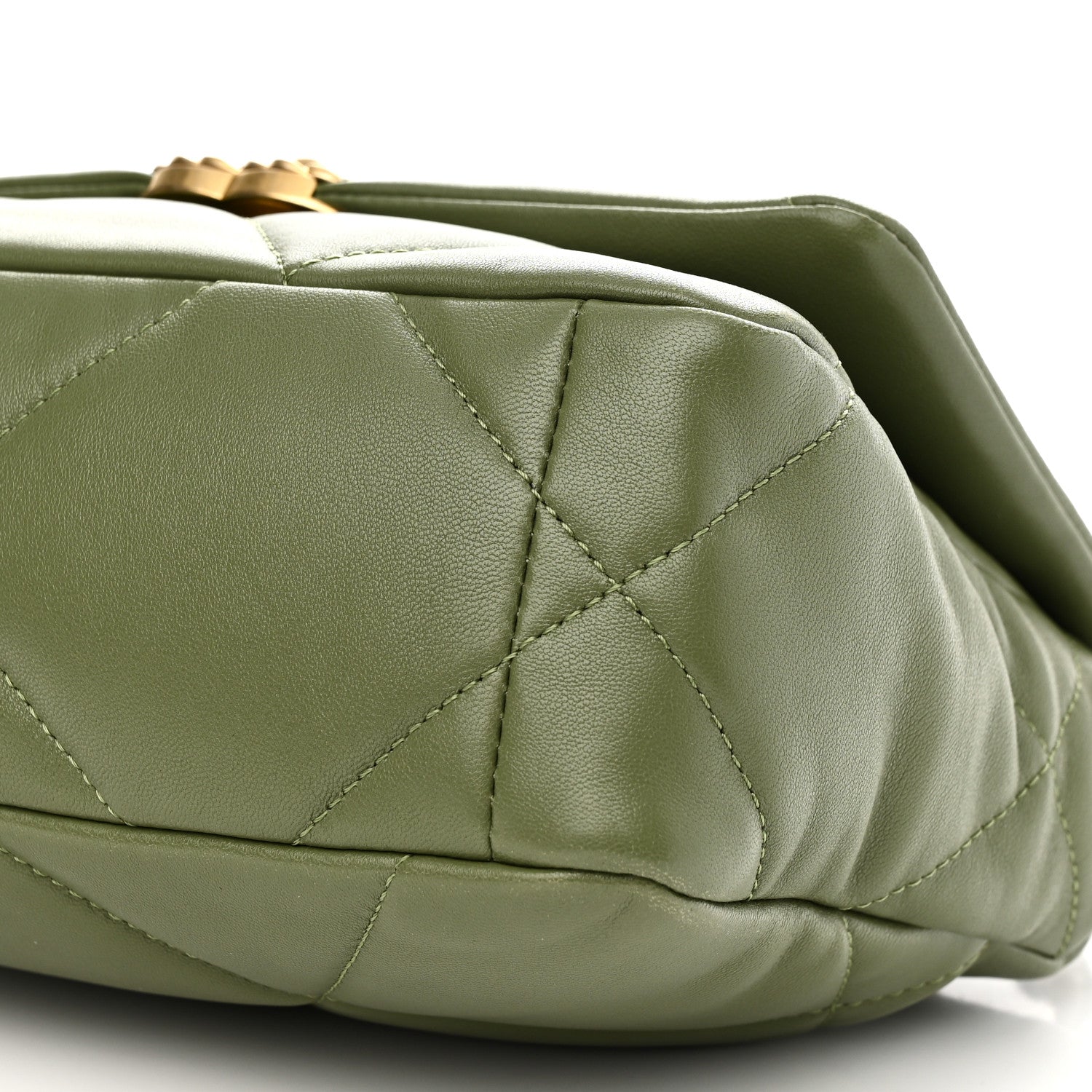 Chanel Lambskin Quilted Medium Chanel 19 Flap Green 10 of 11