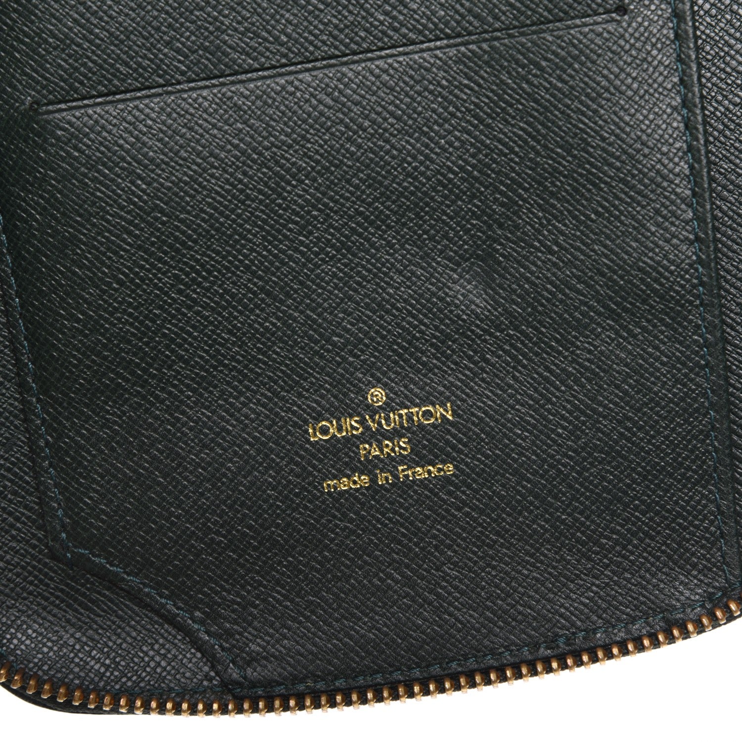 Louis Vuitton Taiga Atoll Travel Organizer Epicea 6 of 9