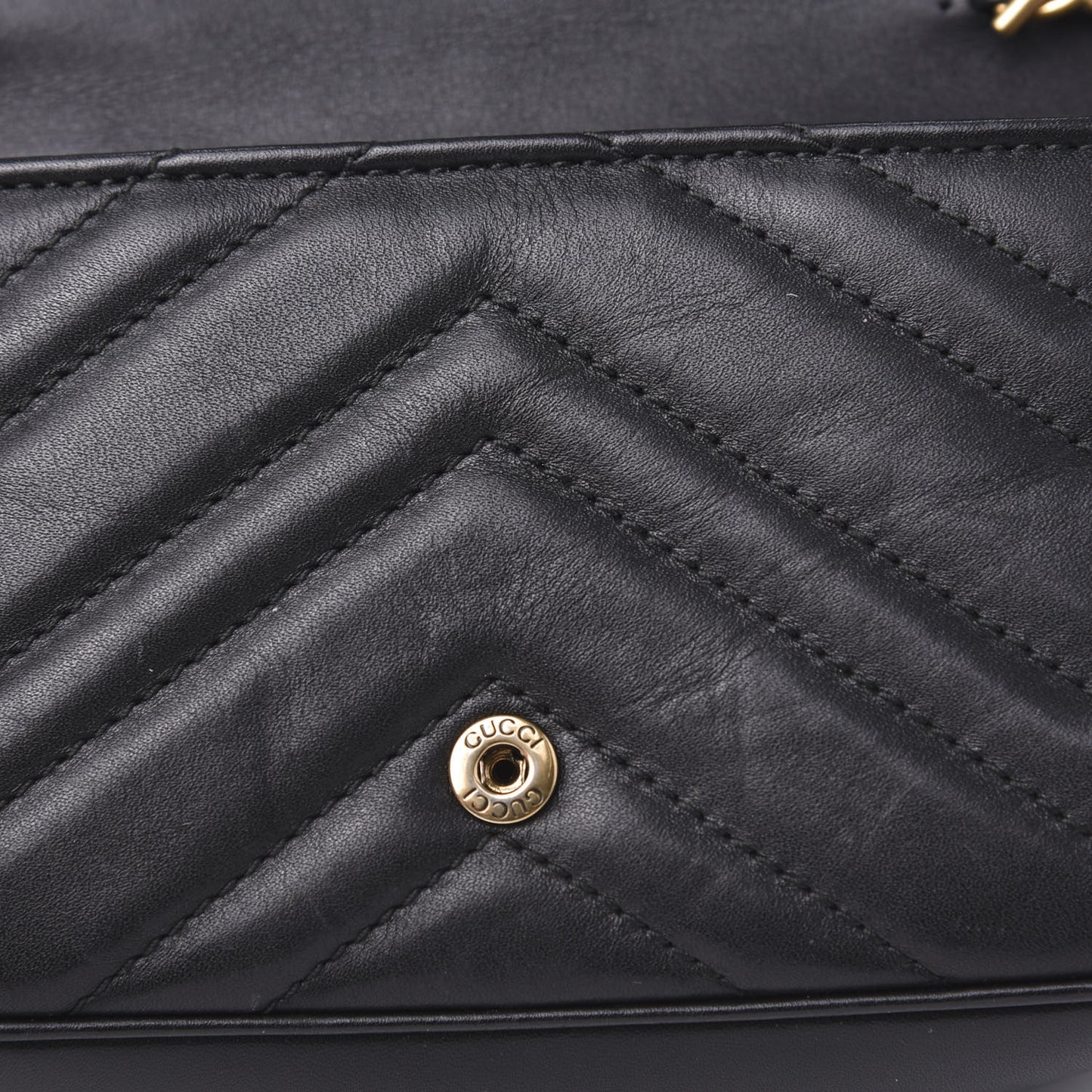 Calfskin Matelasse Super Mini GG Marmont Shoulder Bag Black