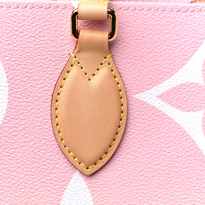 Louis Vuitton Monogram Giant By The Pool Onthego GM Light Pink 11 of 14