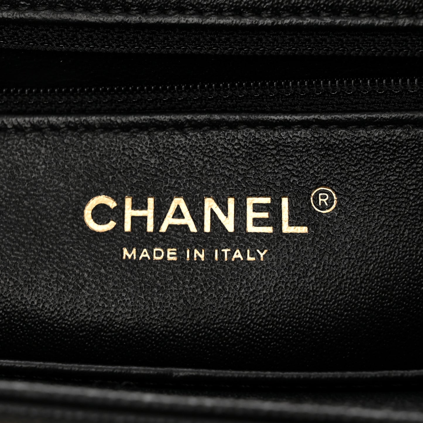 Caviar Quilted Large Business Affinity Flap Black