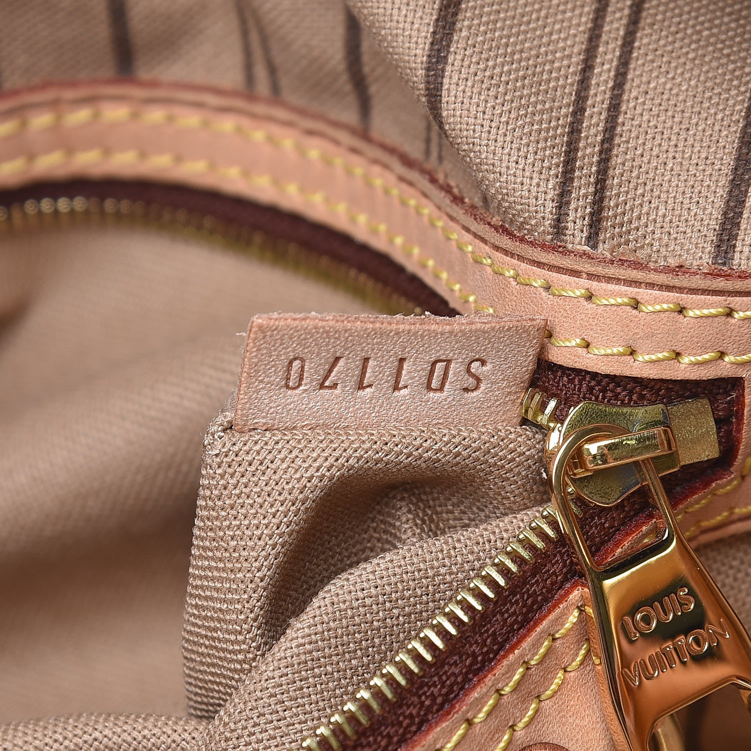 Louis Vuitton Monogram Delightful MM 7 of 15