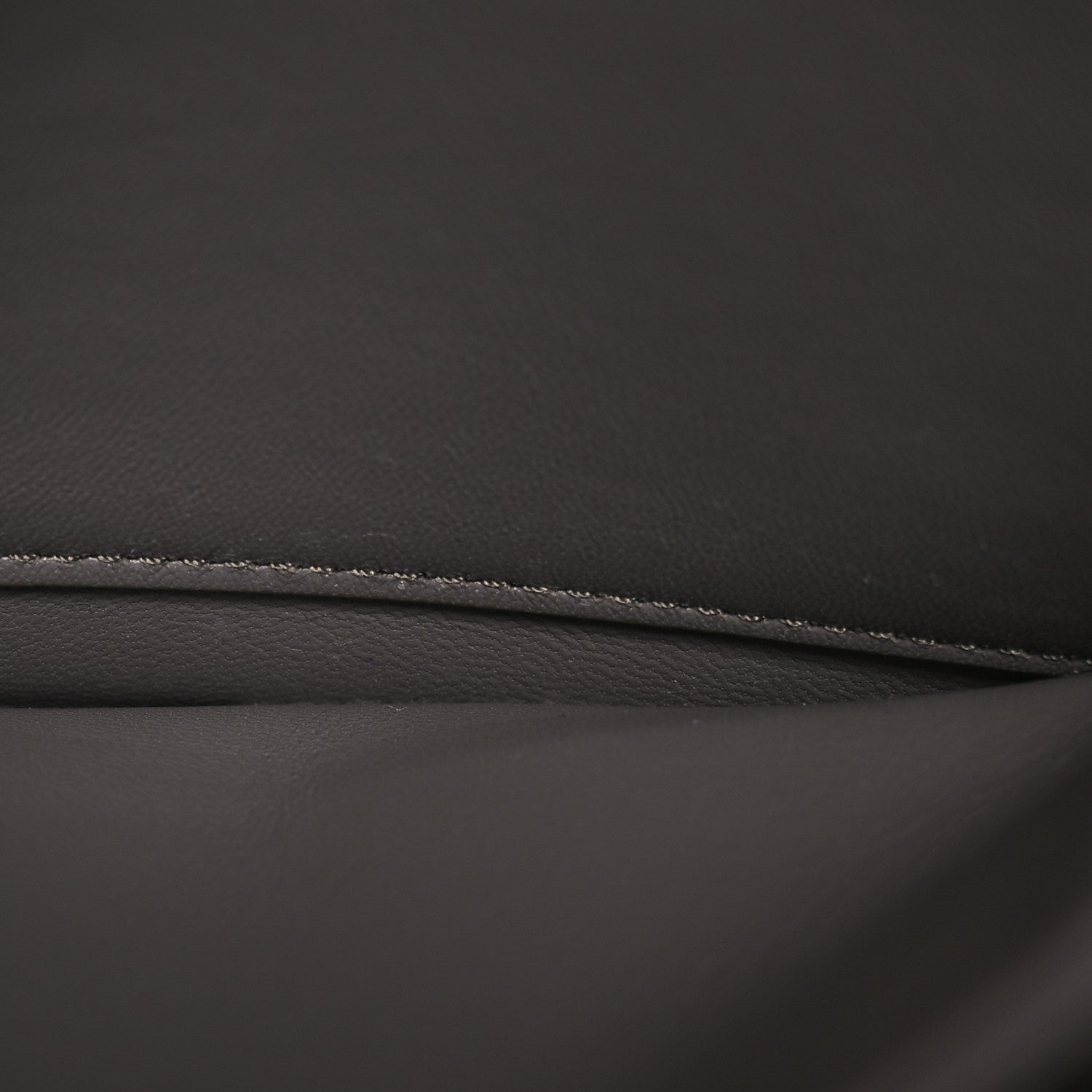 Celine Shiny Calfskin Medium Triomphe Pebble 17 of 17