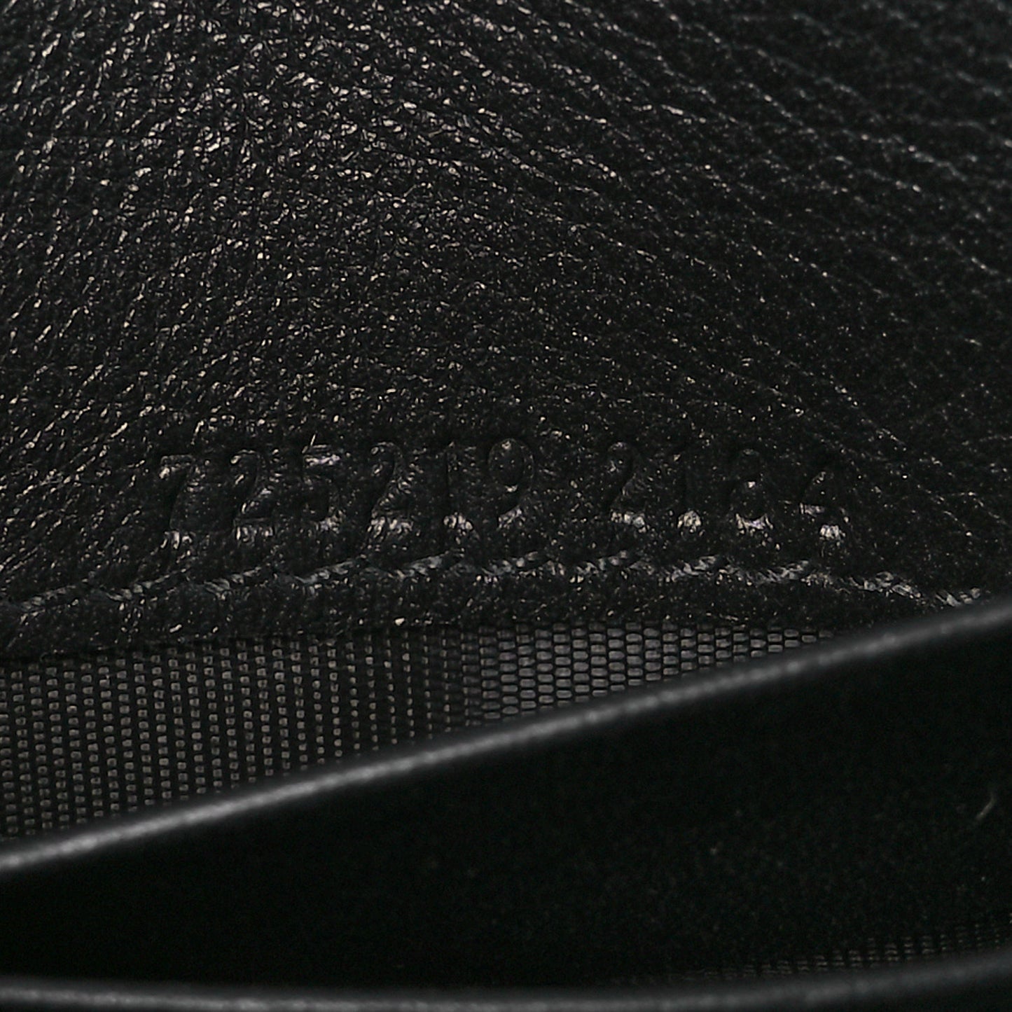 Roxy Calfskin Medium Blondie Chain Wallet Black