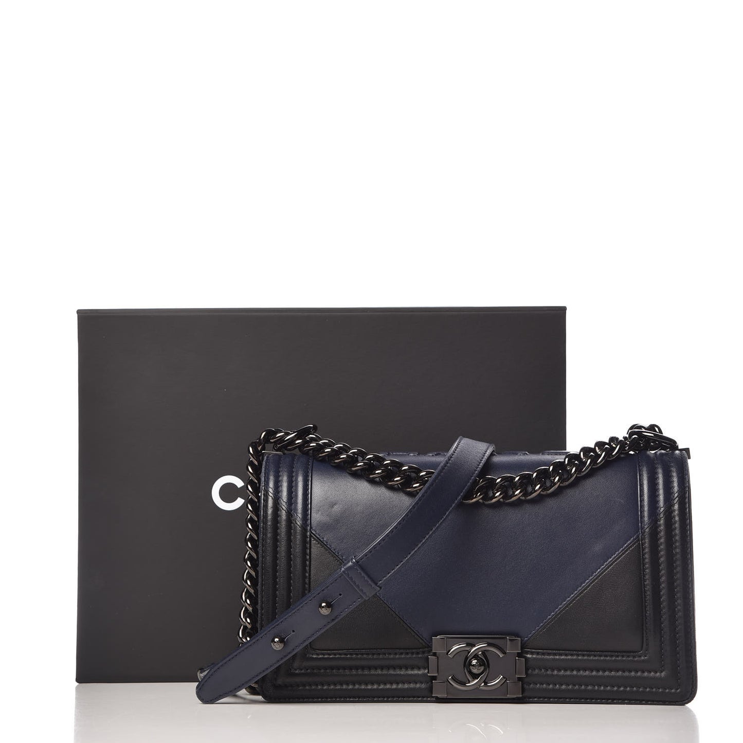 Calfskin Medium Bi-Color Boy Flap Black Dark Navy