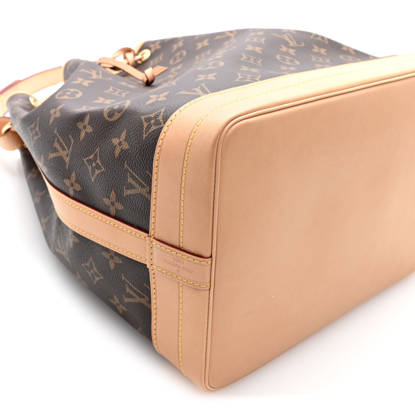 Monogram Noe