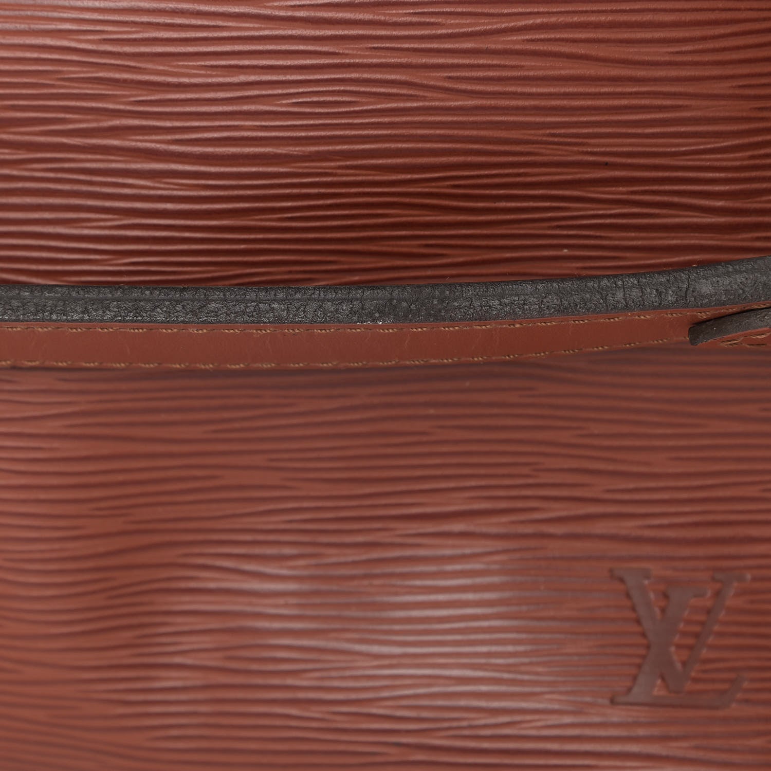 Louis Vuitton Epi Petit Noe Kenyan Fawn 13 of 16
