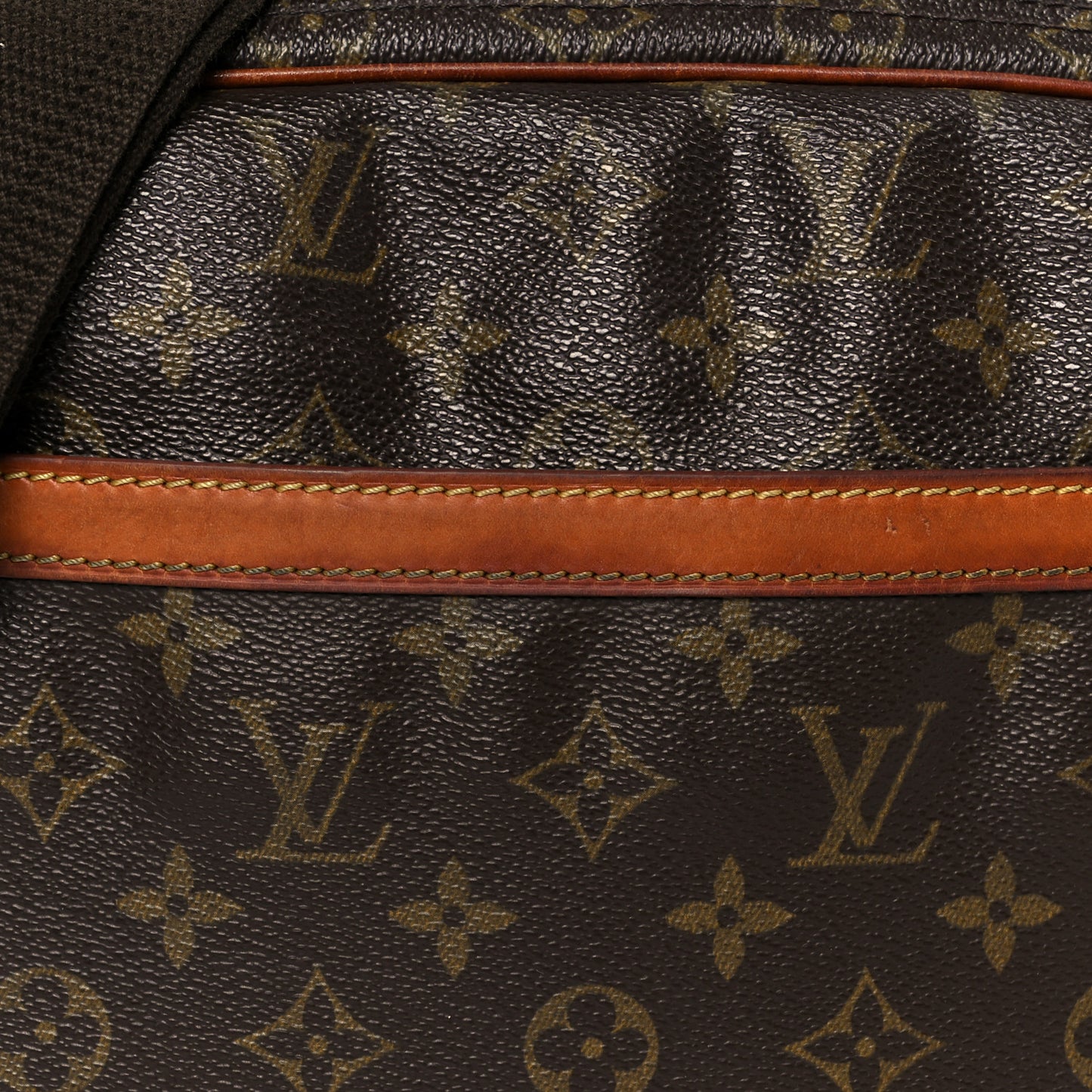 Monogram Reporter PM