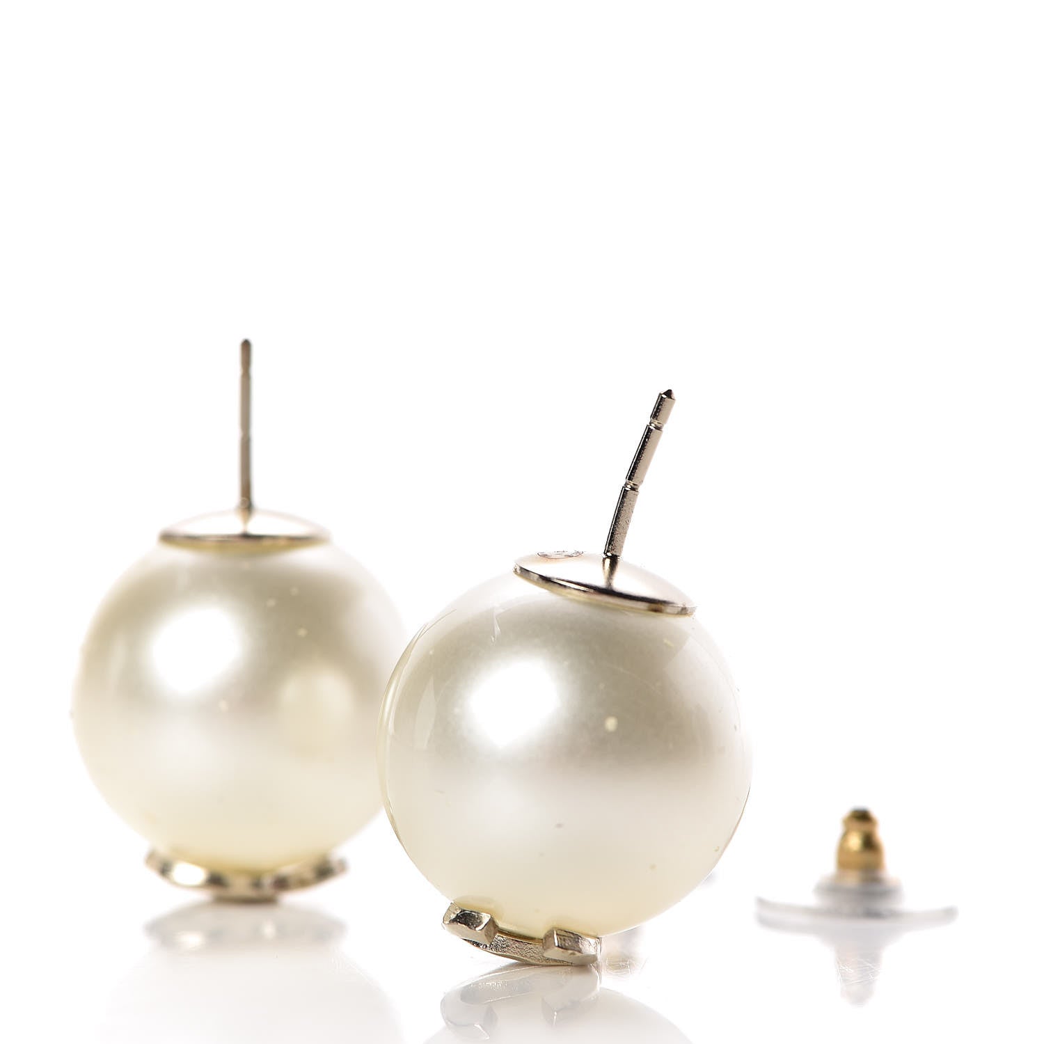 Chanel Pearl CC Large Earrings Gold 8 of 9