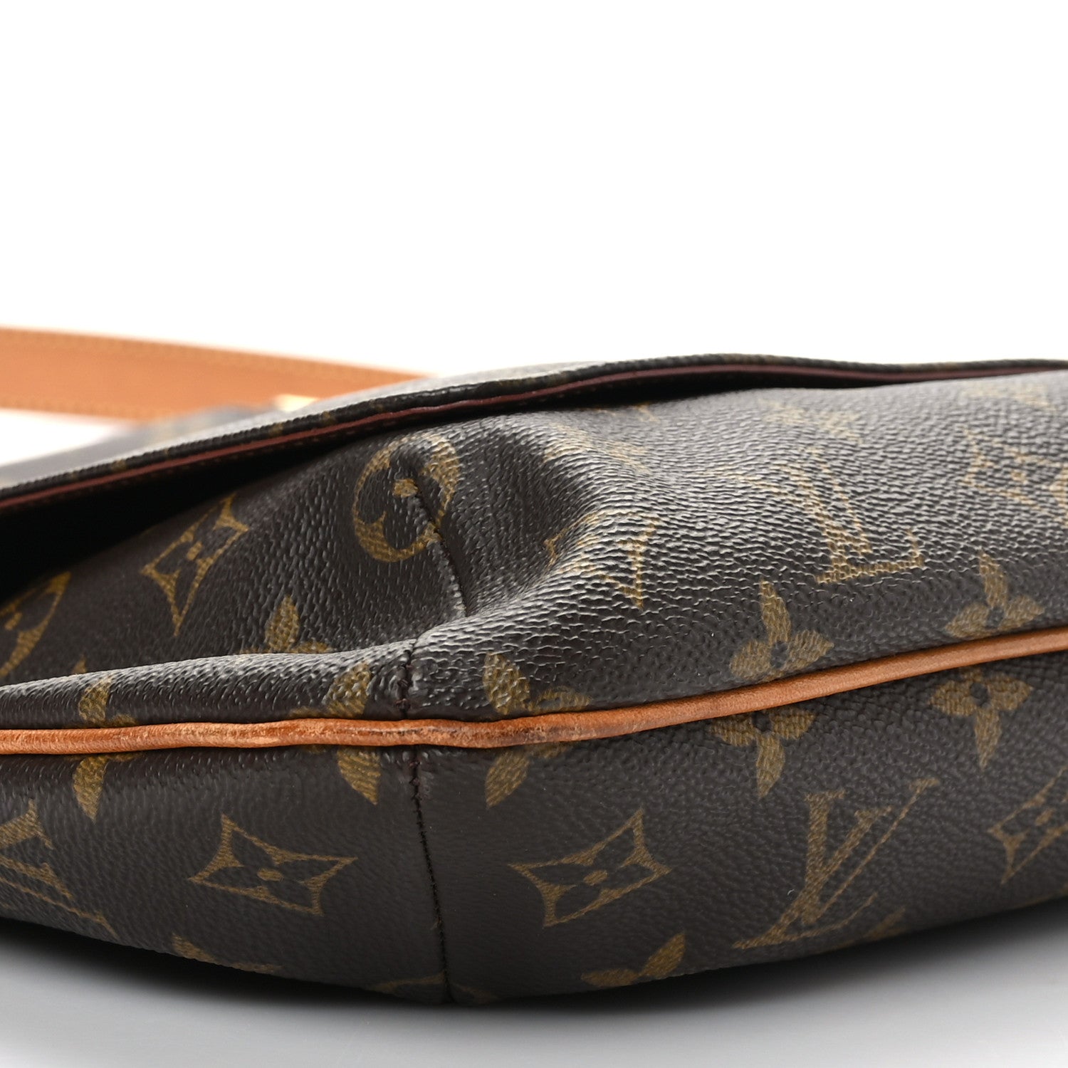 Louis Vuitton Monogram Musette GM 6 of 7
