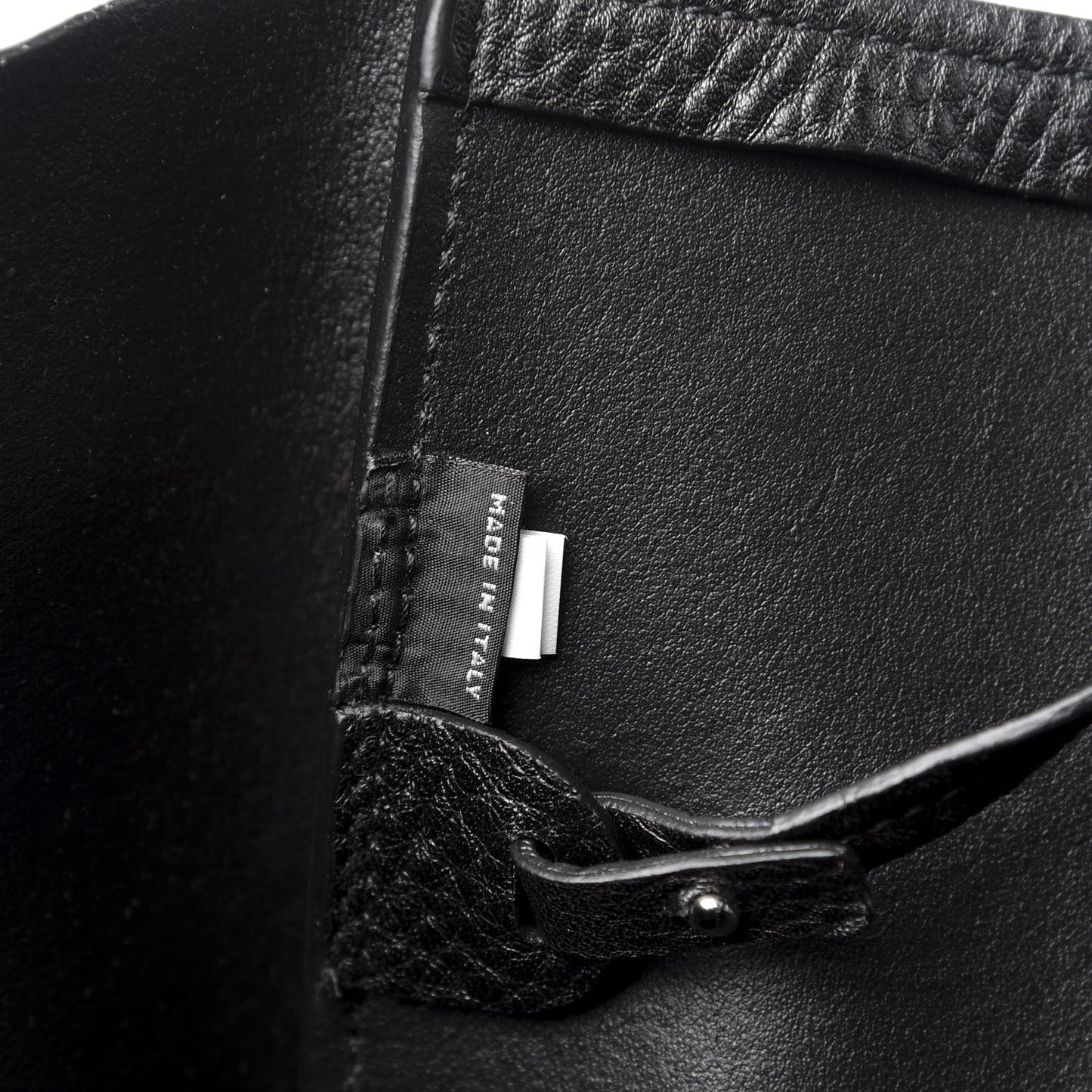 Vitello Daino Tote Black