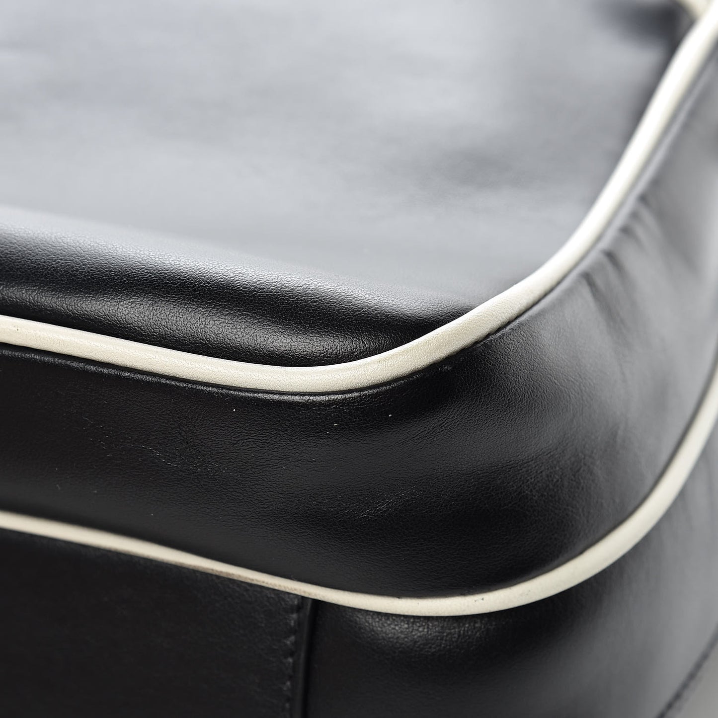 Vitello Bi-Color Crossbody Black Talco