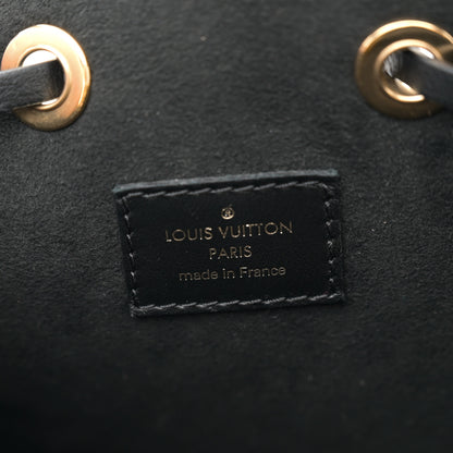 Louis Vuitton Empreinte Monogram Giant Broderies Neonoe MM Cream Black 6 of 13