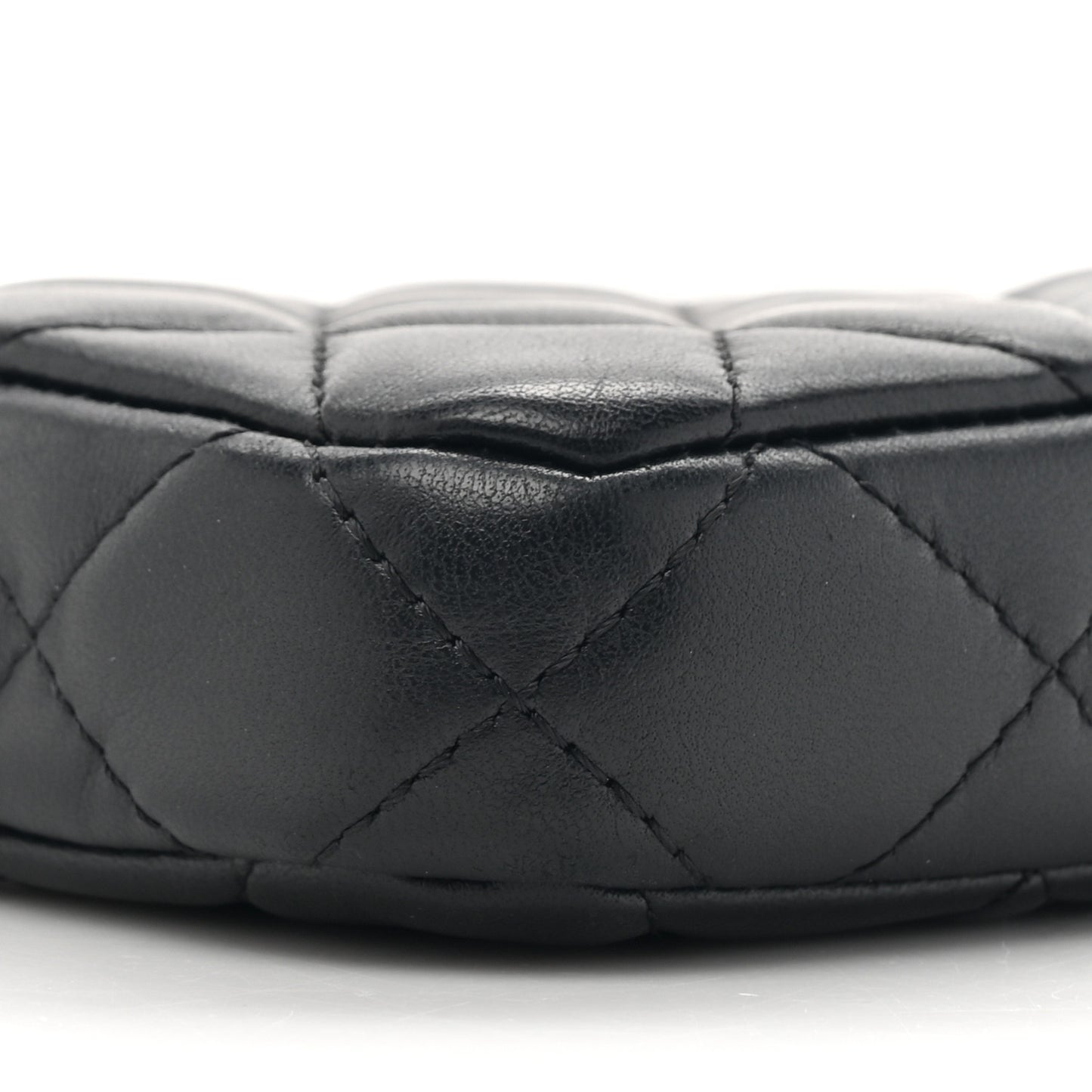 Lambskin Quilted Small Clutch With Chain Black