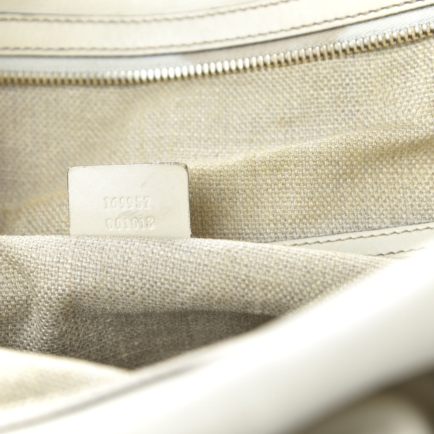 Gucci Calfskin Signature XL Bowler Ivory 9 of 16