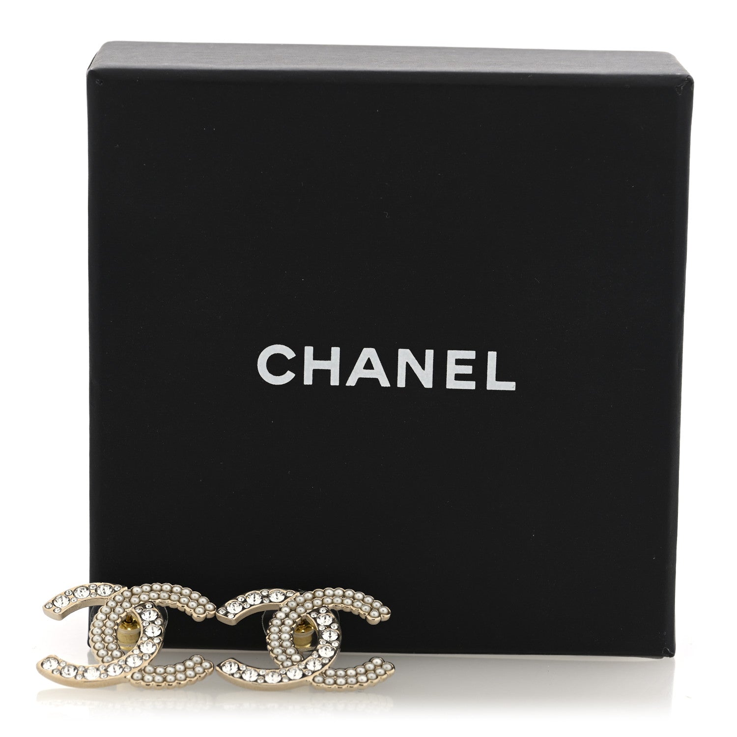Chanel Pearl Crystal CC Earrings Gold 4 of 4