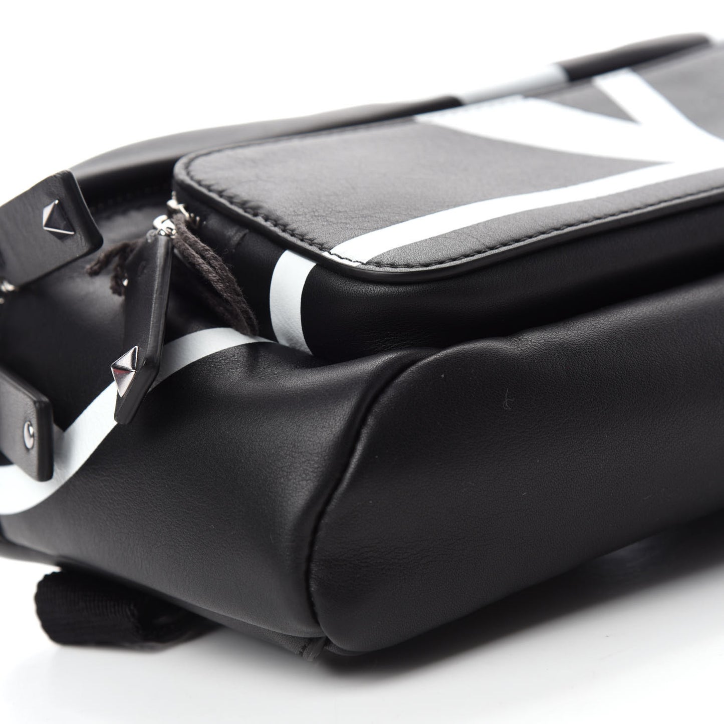Calfskin Go Logo Belt Bag Black White