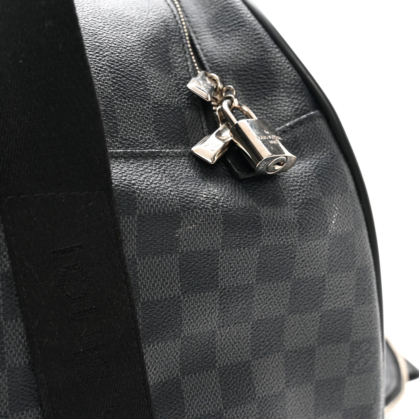 Damier Graphite Neo Eole 65