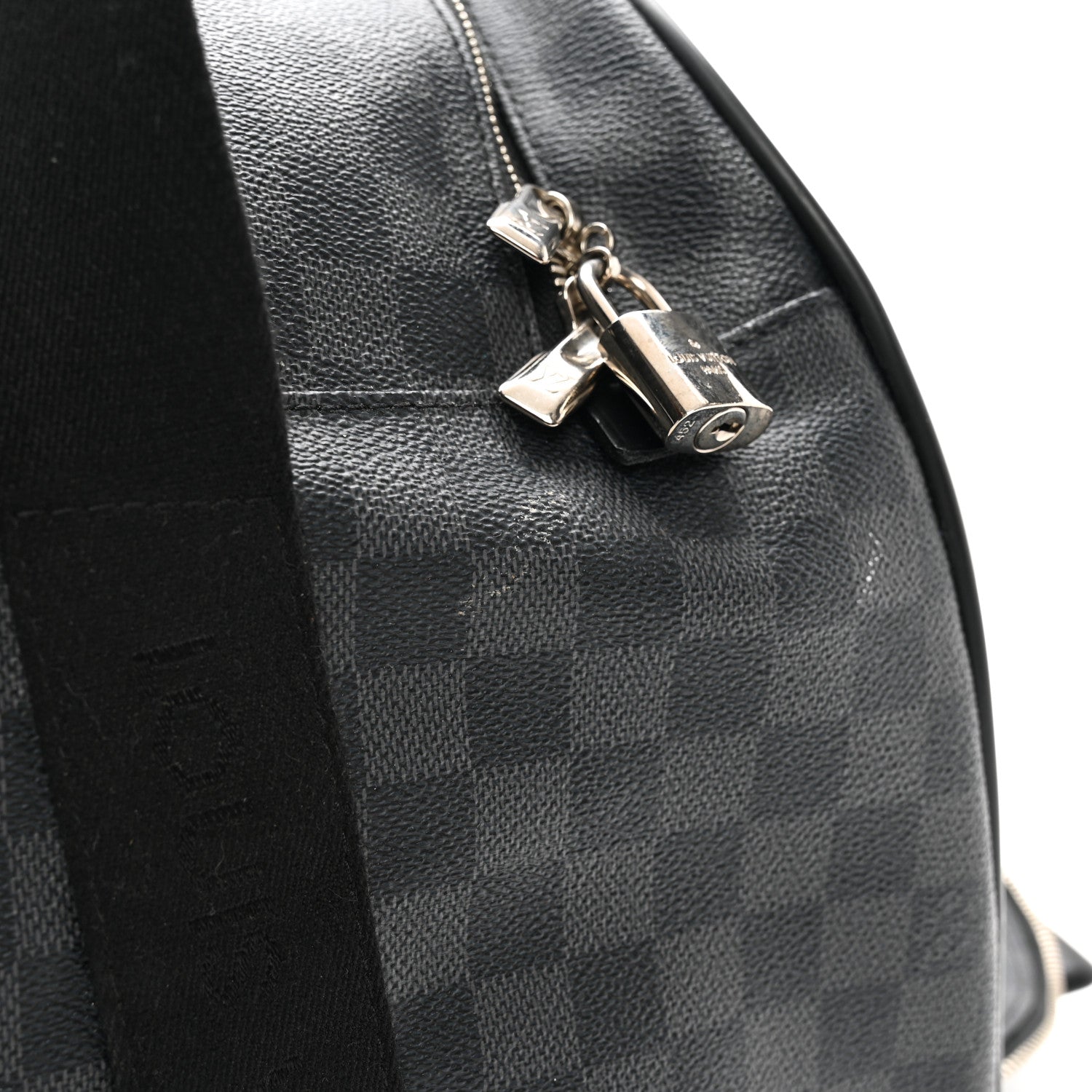 Louis Vuitton Damier Graphite Neo Eole 65 10 of 11