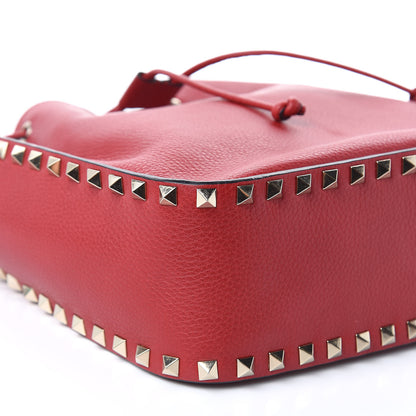 Valentino Garavani Grained Calfskin Rockstud Bucket Bag Red 9 of 10