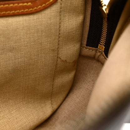 Louis Vuitton Monogram Reporter PM 15 of 22