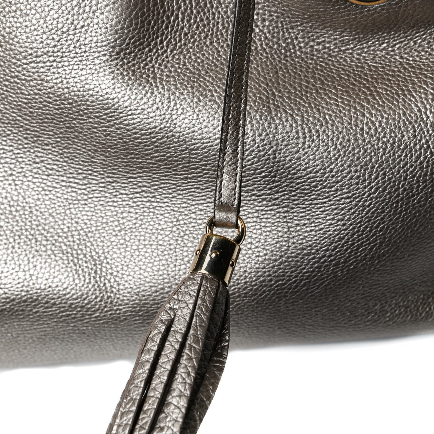 Metallic Pebbled Calfskin Medium Soho Chain Shoulder Bag Golden Beige