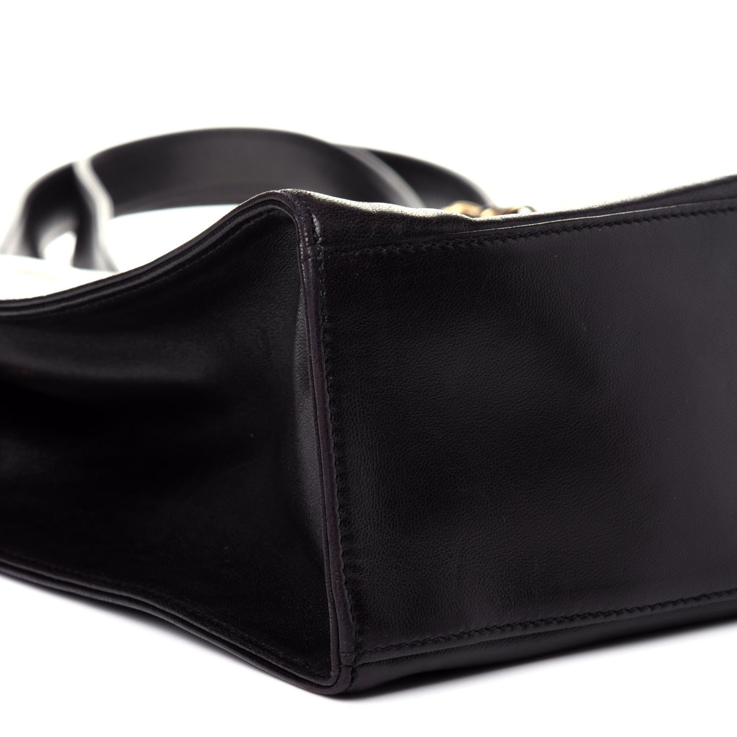 Chanel Lambskin CC Shoulder Bag Black 6 of 9