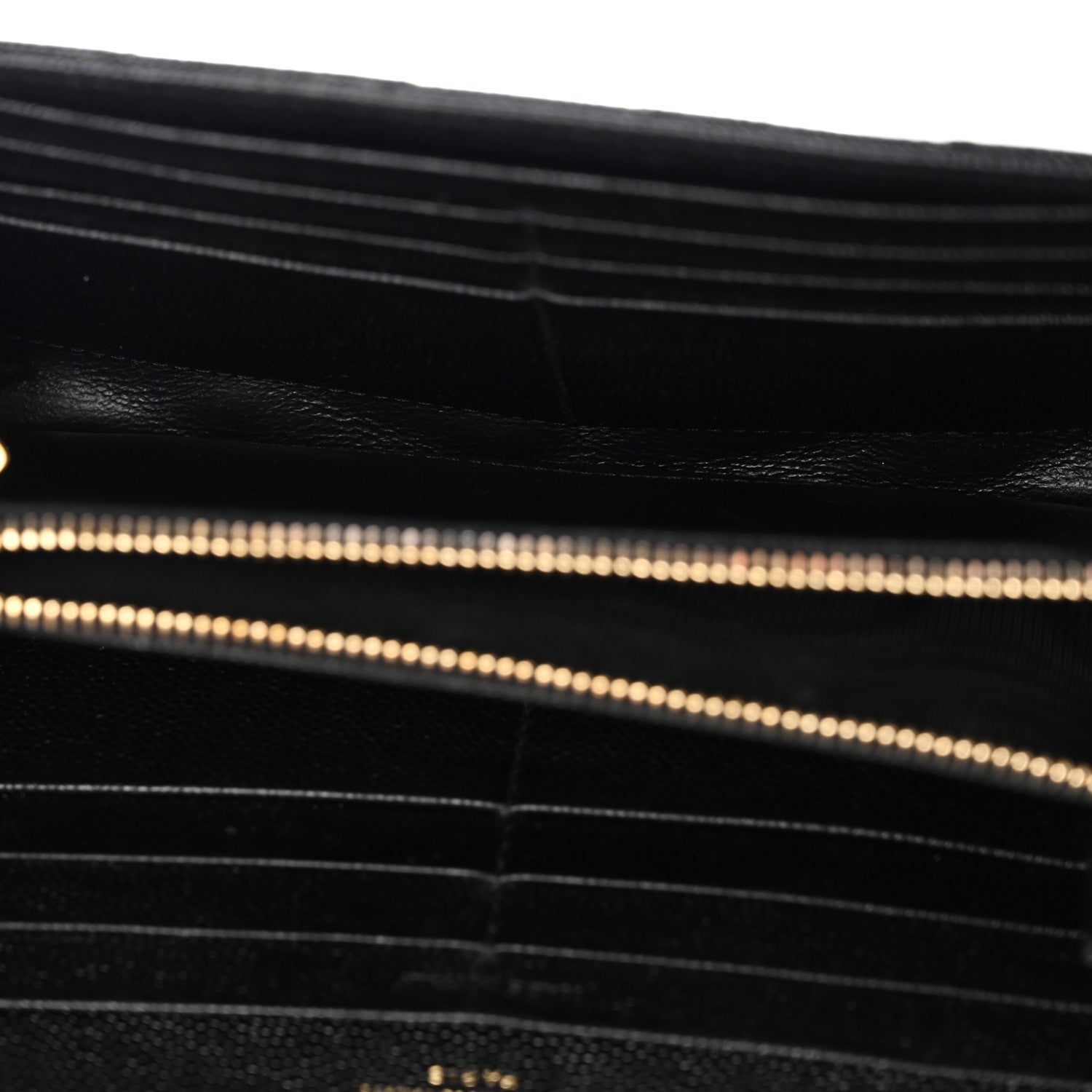 Saint Laurent Grain De Poudre Matelasse Chevron Monogram Flap Wallet Black 5 of 9