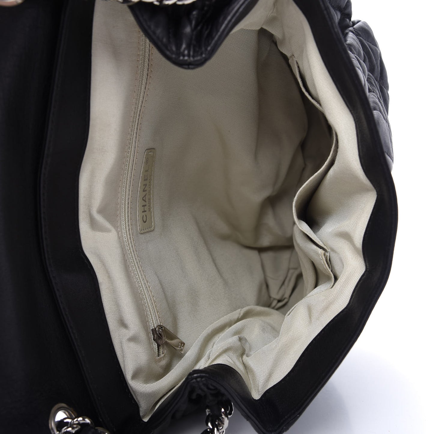 Washed Lambskin Quilted Large Chain Around Messenger