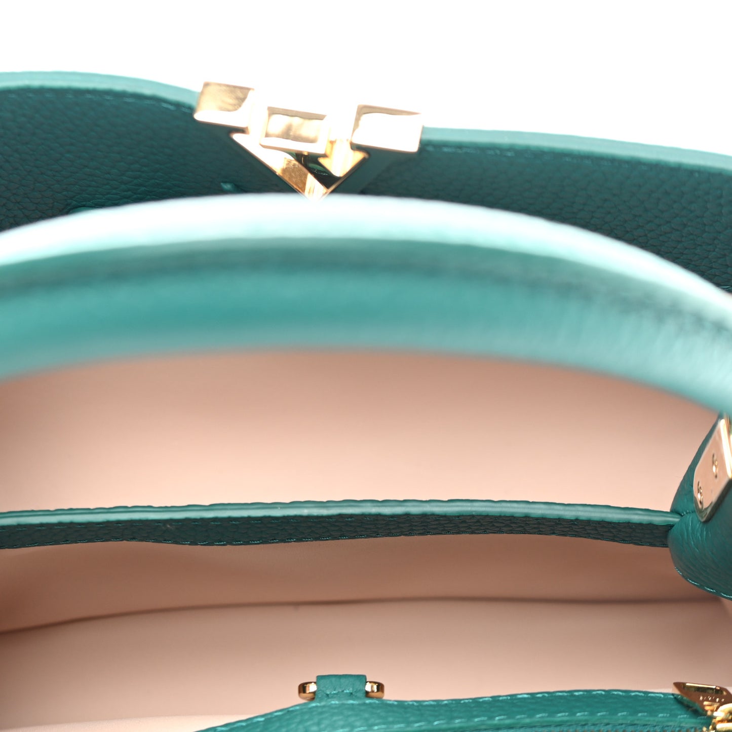 Taurillon Capucines BB Green