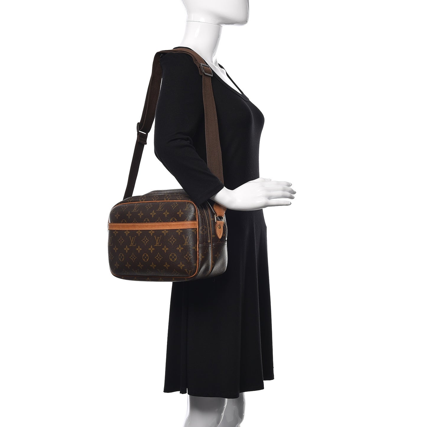 Monogram Reporter PM