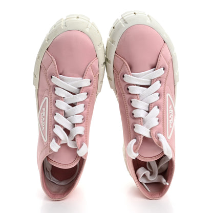 Prada Re-Nylon Gabardine Triangle Logo Double Wheel 50mm Sneakers 37.5 Alabastro 2 of 10