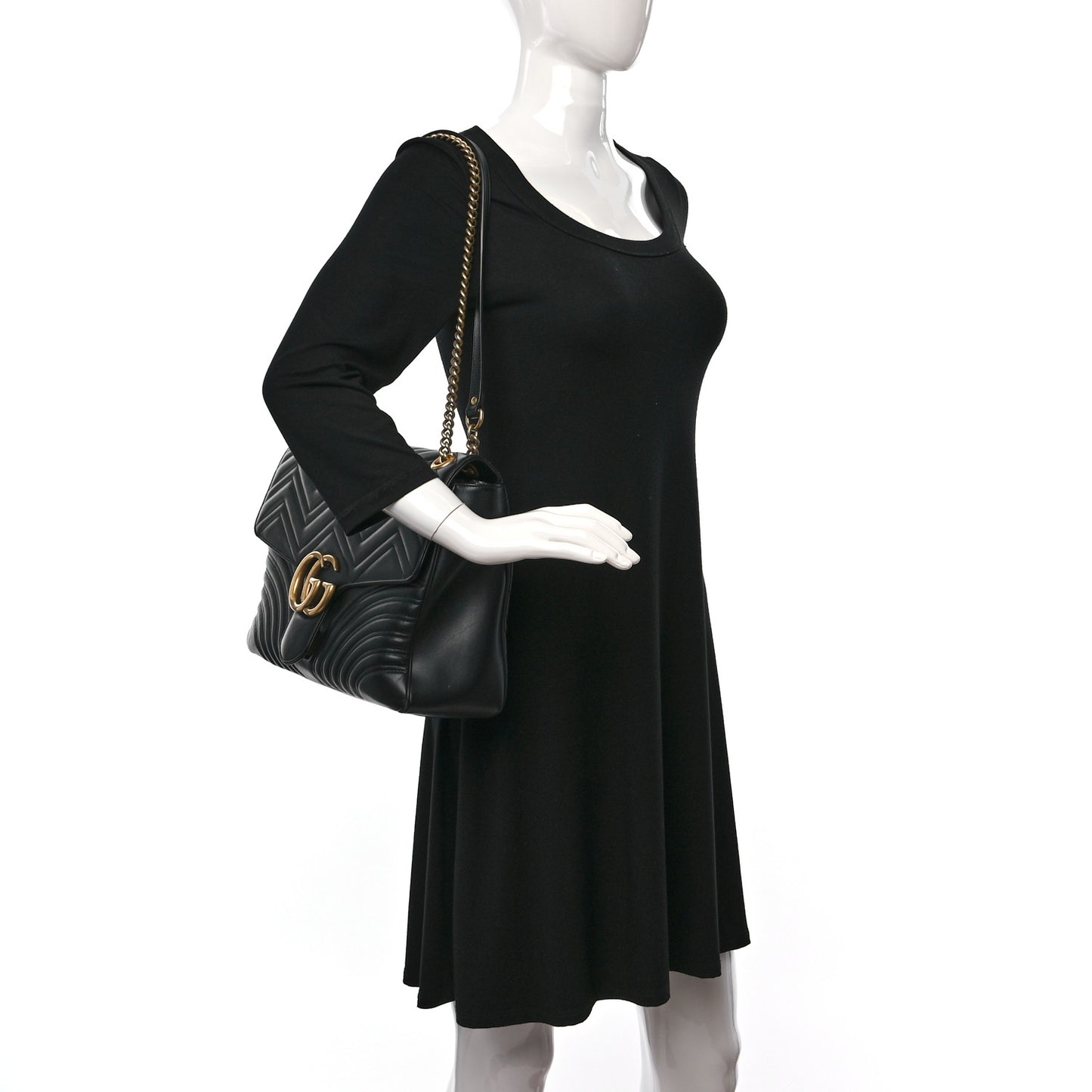 Calfskin Matelasse Large GG Marmont Shoulder Bag Black