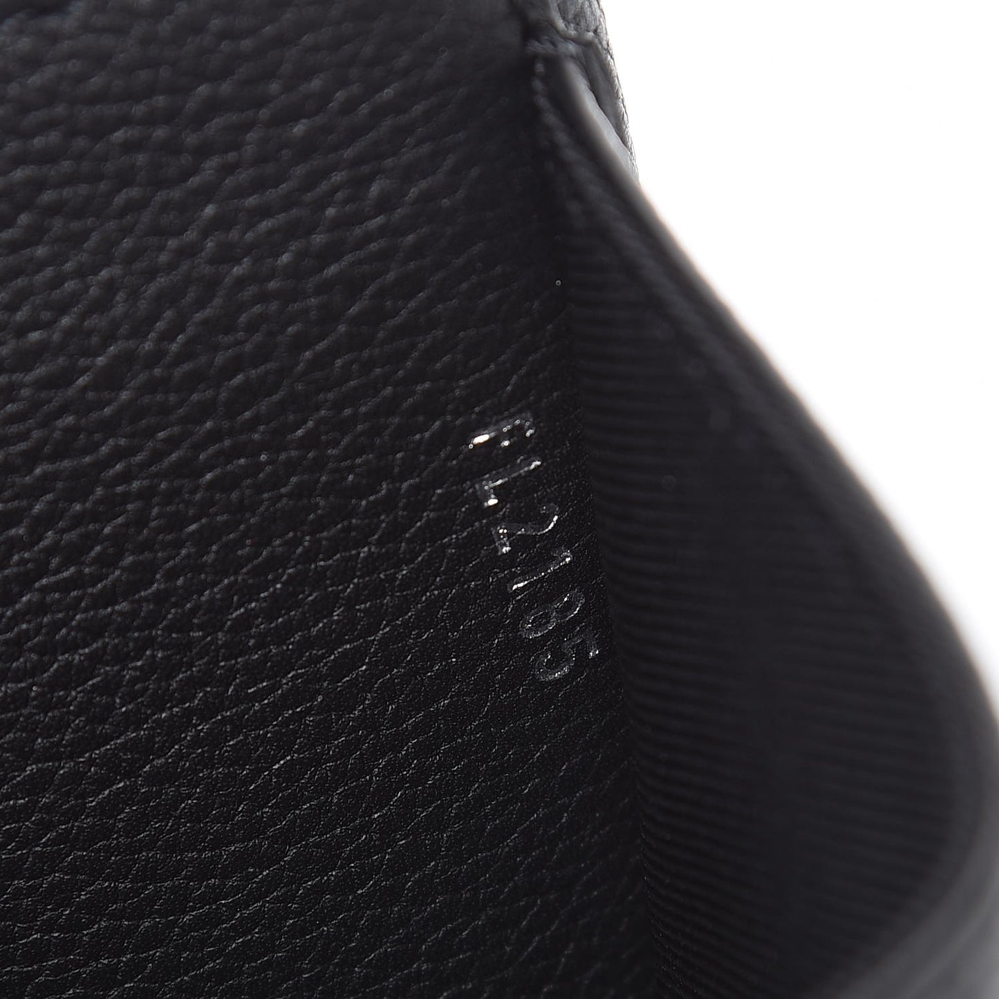 Calfskin Lockme II Chain Bag BB Black