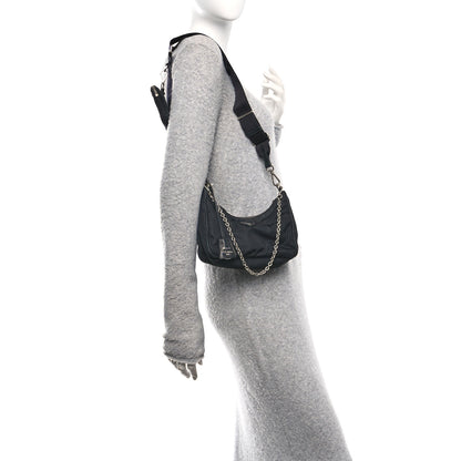 Prada Nylon Re-Edition 2005 Shoulder Bag Black 2 of 16