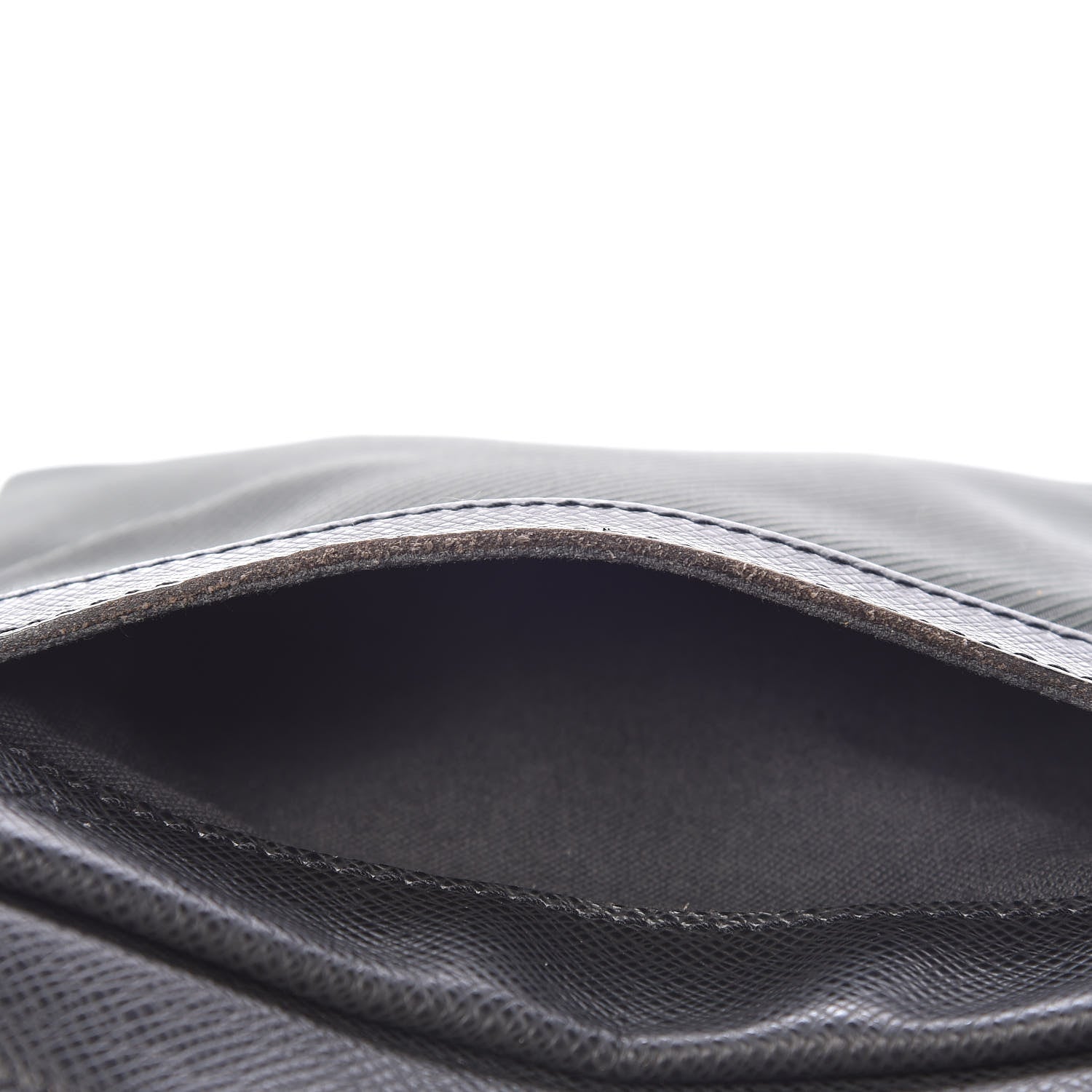 Louis Vuitton Taiga Sayan Epicea 10 of 21