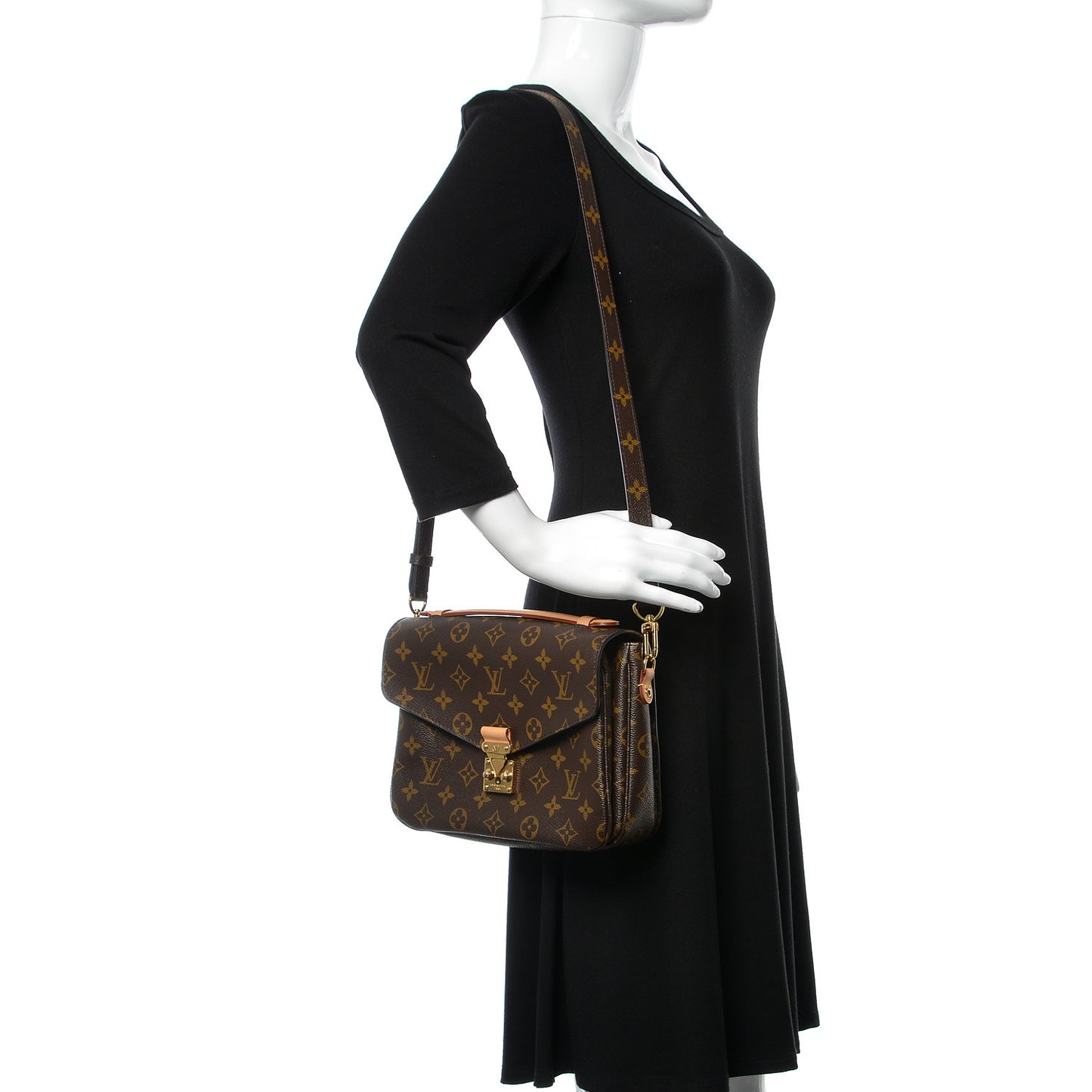 Monogram Pochette Metis