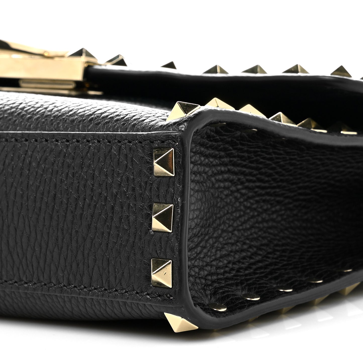 Pebbled Calfskin Medium Rockstud Flip Lock Crossbody Bag Black