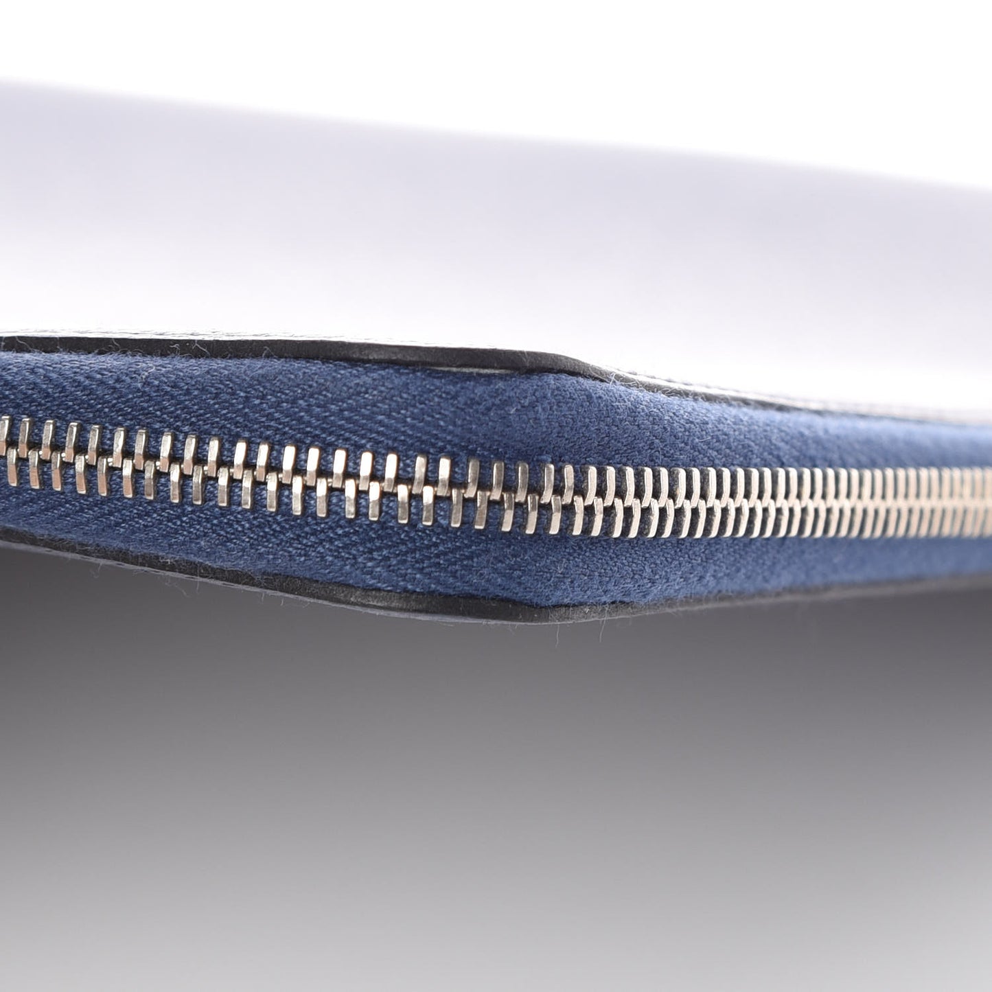 Epsom E-Zip iPad Notebook Cover Bleu