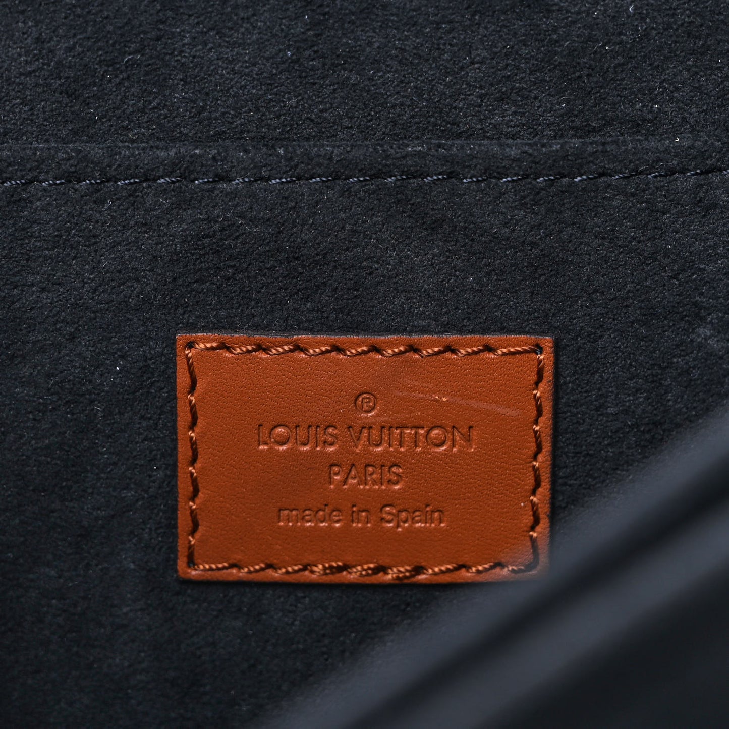 Reverse Monogram Dauphine MM