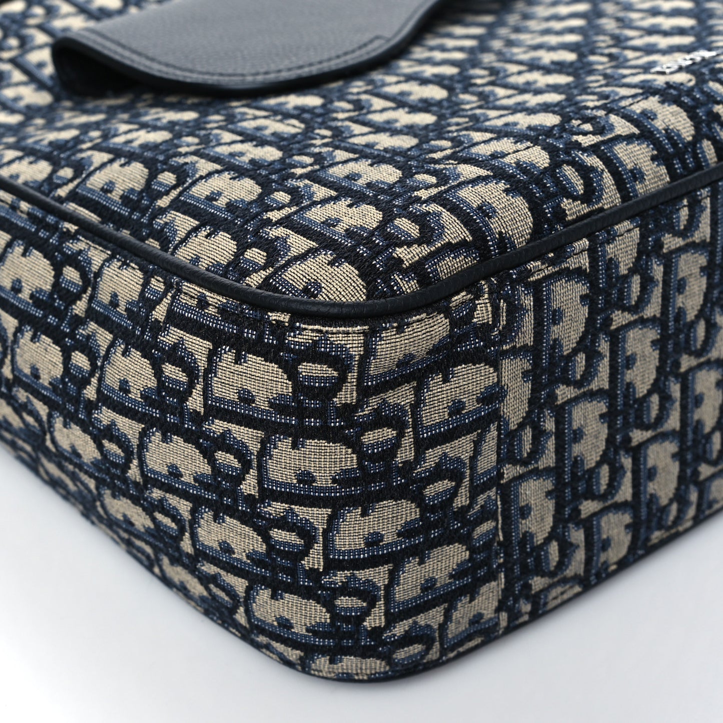 Oblique Saddle Tote Beige Black