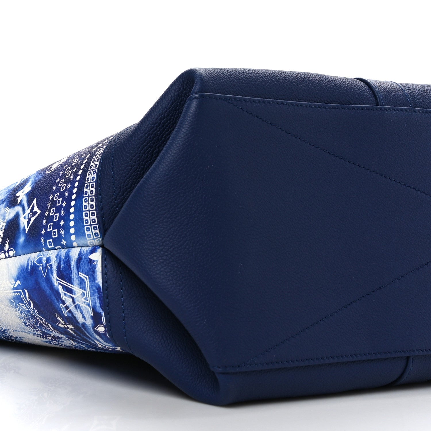 Louis Vuitton Cowhide Monogram Bandana Journey Tote Blue White 7 of 8
