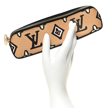 Louis Vuitton Monogram Giant Wild at Heart Elizabeth Pencil Pouch Arizona 2 of 11