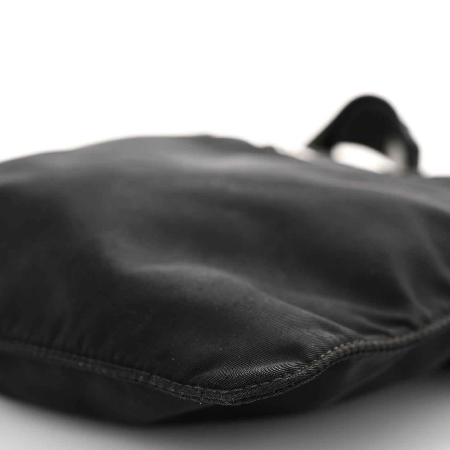 Tessuto Nylon Saffiano Flat Messenger Bag Black