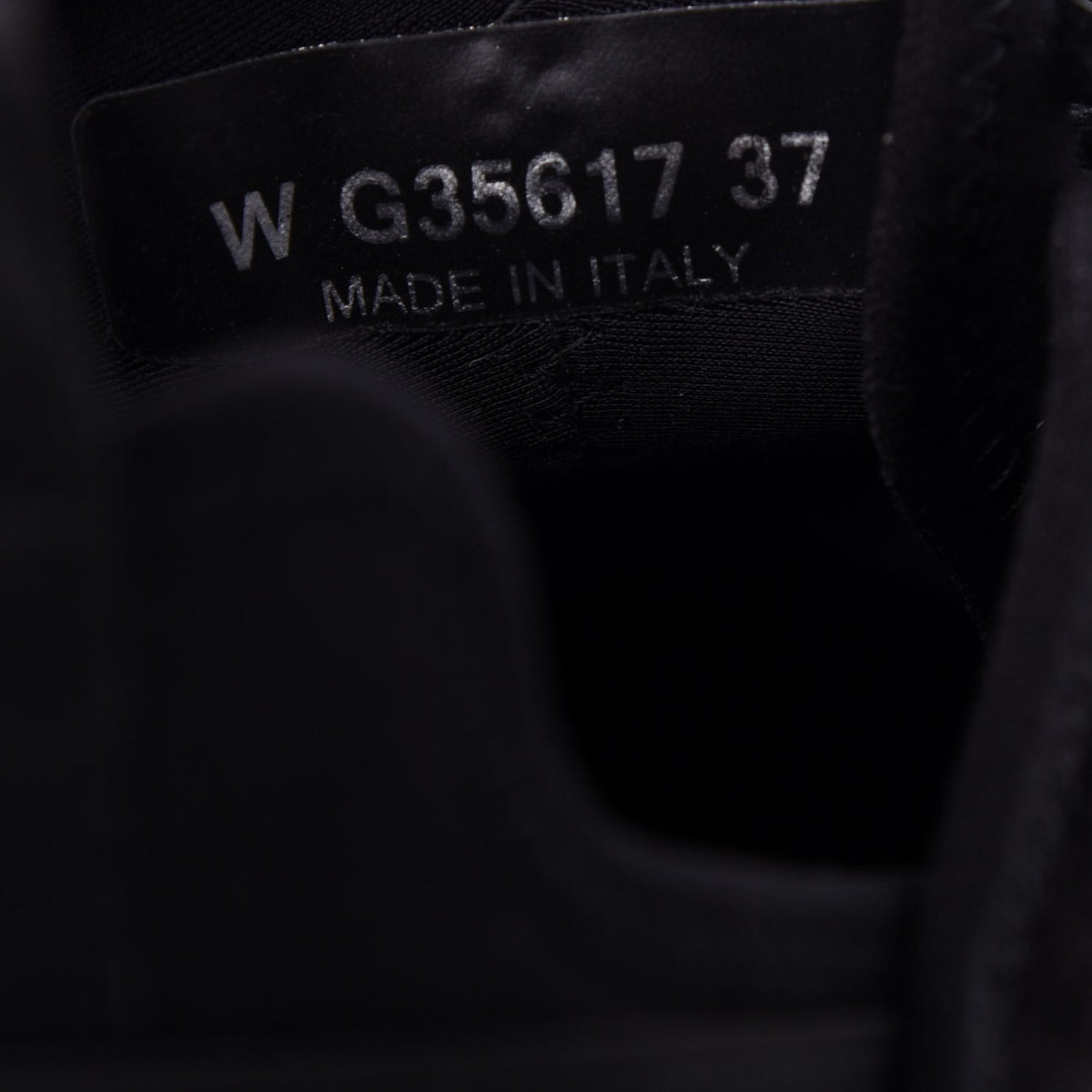 Velvet Calfskin Mixed Fibers CC Sneakers 37 Black