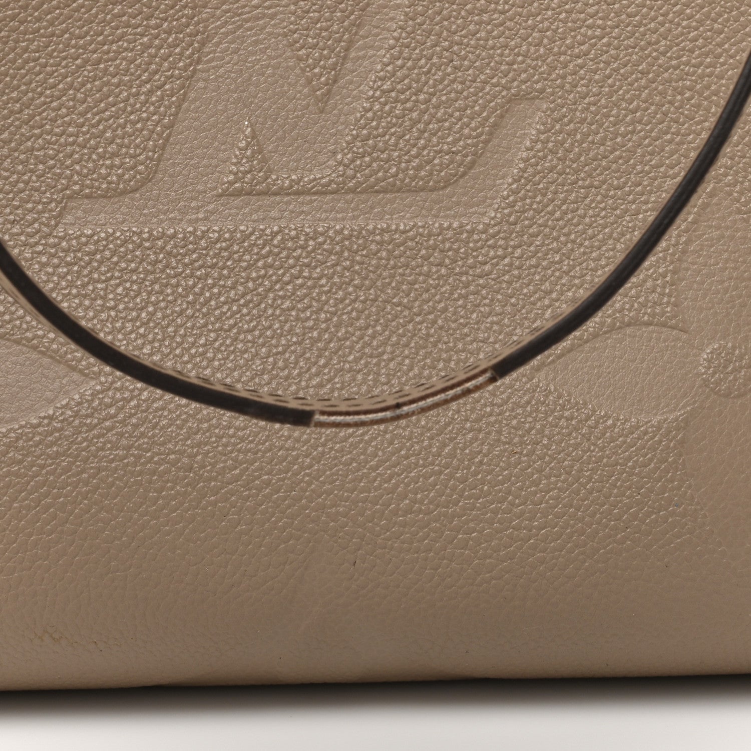 Louis Vuitton Empreinte Monogram Giant Onthego MM Tourterelle 19 of 20
